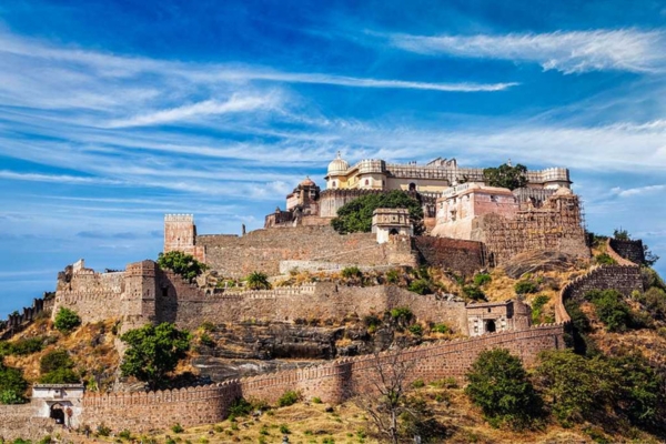 Udaipur to Kumbhalgarh Taxi