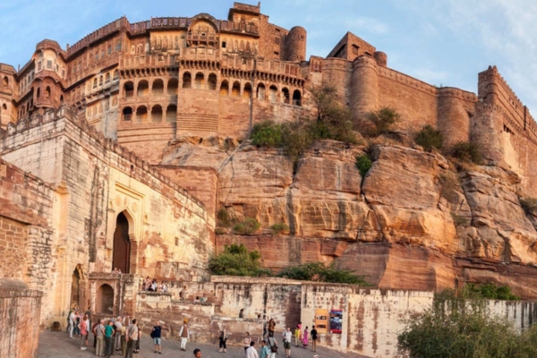 Udaipur To Jodhpur Taxi