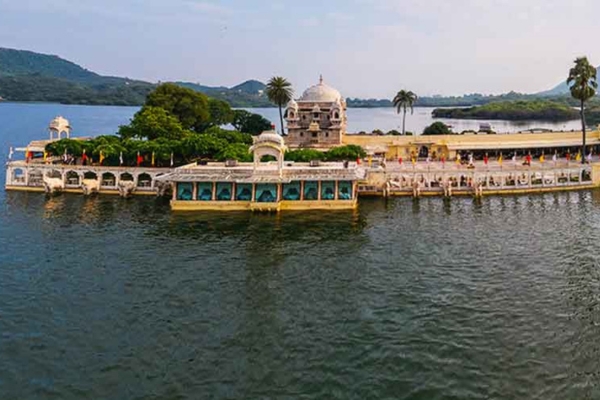 Taxi For Udaipur Sightseeing