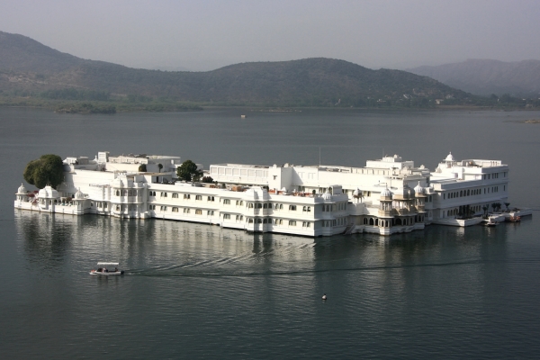 Car rental in Udaipur